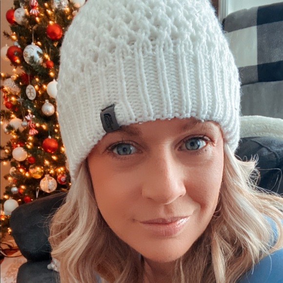 Meet your Posher, Jennifer - Picture 1 of 1